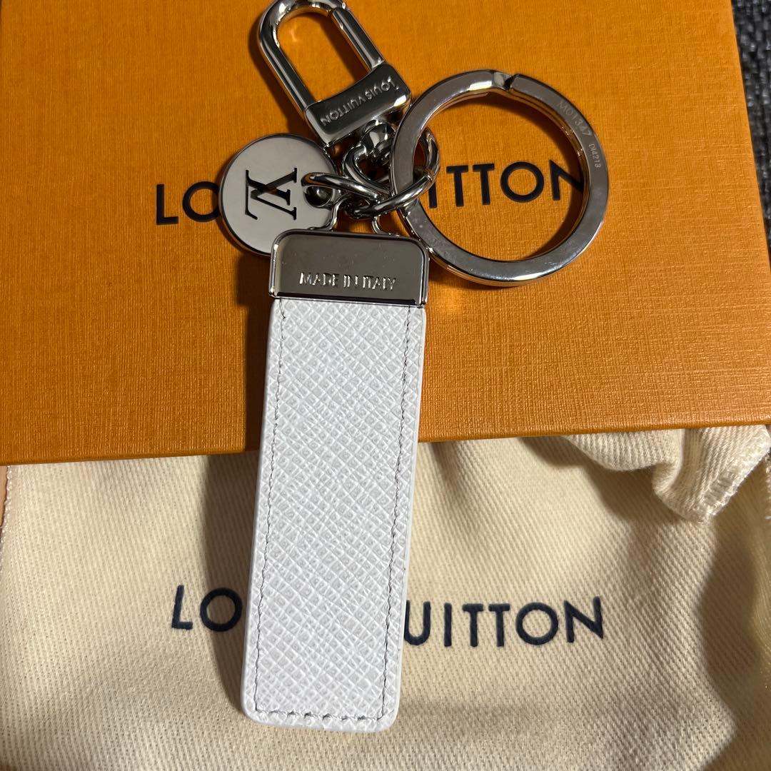 LOUIS VUITTON ホワイトレザー キーホルダー
