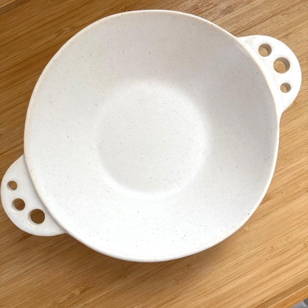 【新品未使用品】　安藤雅信　ギャルリ百草　耐熱白釉手付ボウル　透かし　耐熱皿