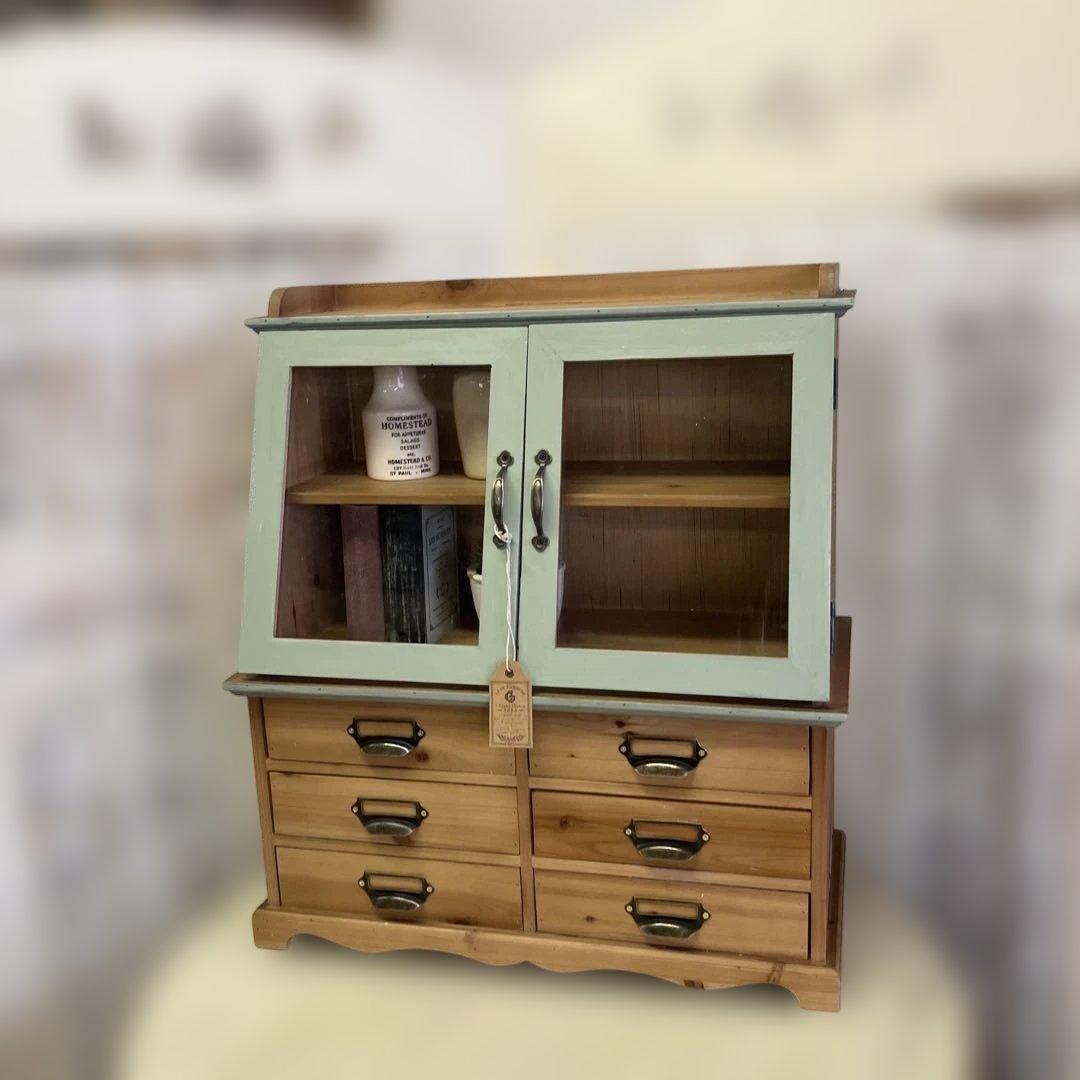アンティークなガラス扉のキャビネット6ドロワー ミントグリーン木製キャビネット