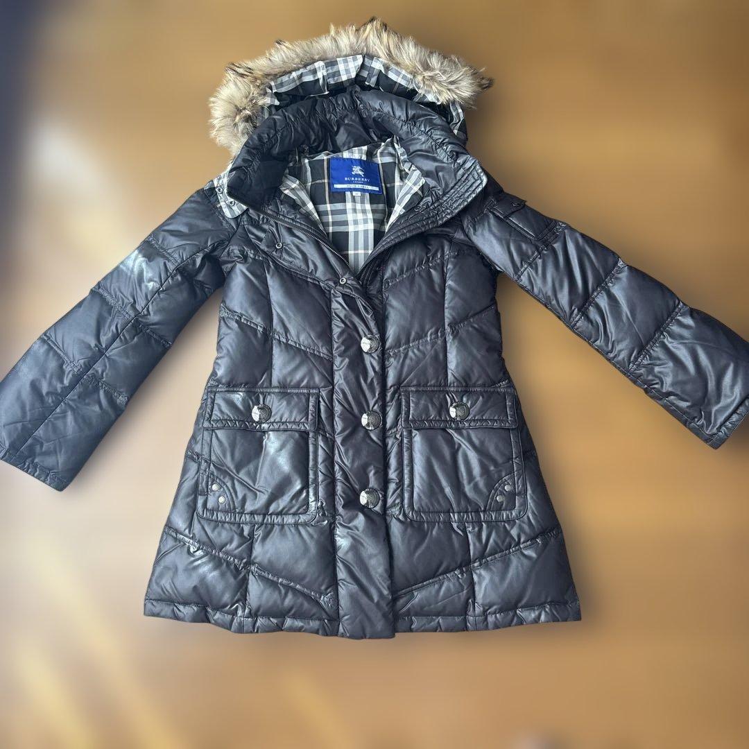 【yu】BURBERRY ブラック ダウンジャケット フード付き