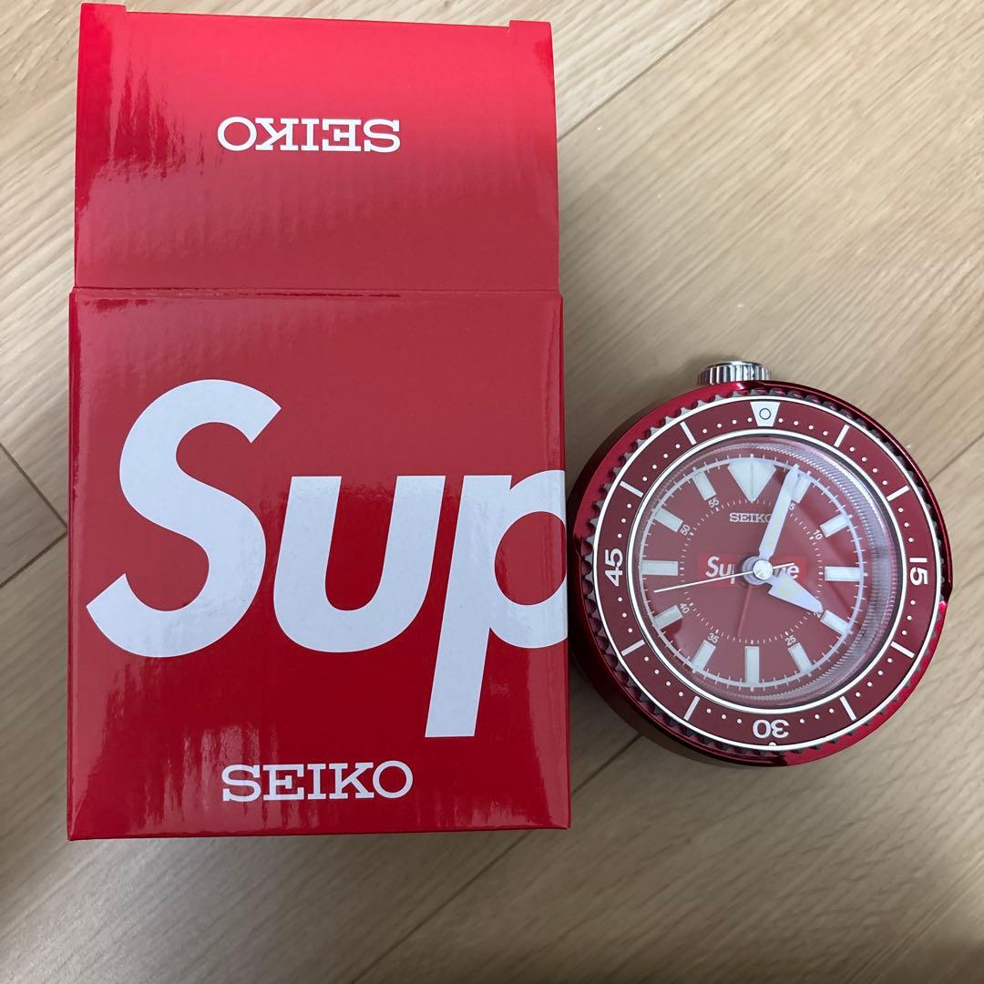 SupremexSEIKO 目覚まし時計赤