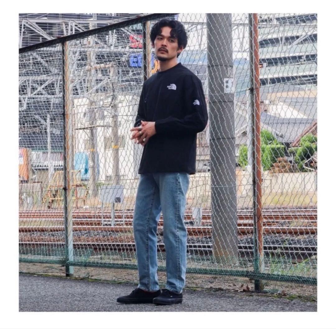 ノースフェイス　韓国限定品　バイカラー 切替ワンポイント クルーネックトップス