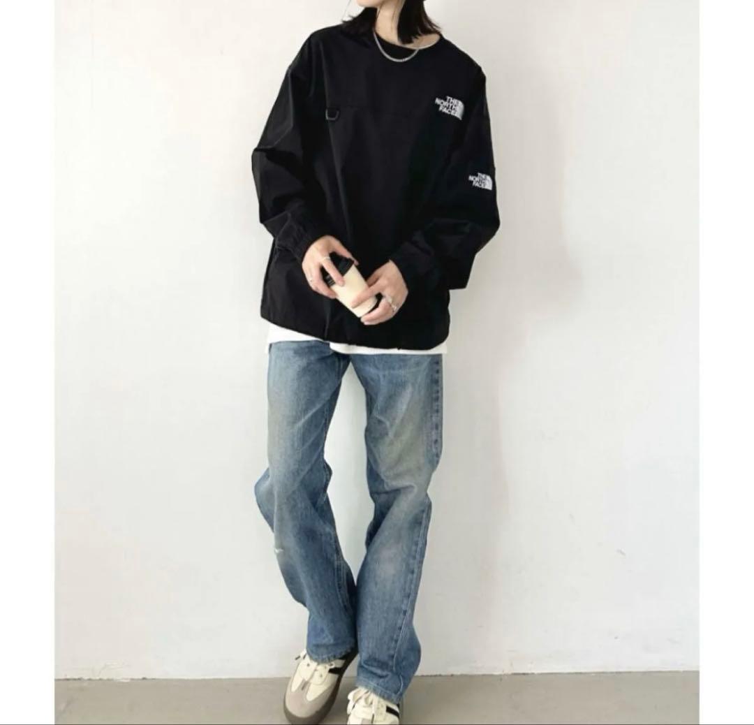 ノースフェイス　韓国限定品　バイカラー 切替ワンポイント クルーネックトップス