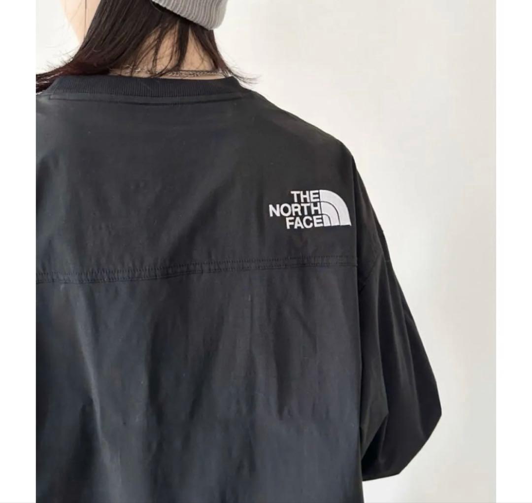 ノースフェイス　韓国限定品　バイカラー 切替ワンポイント クルーネックトップス