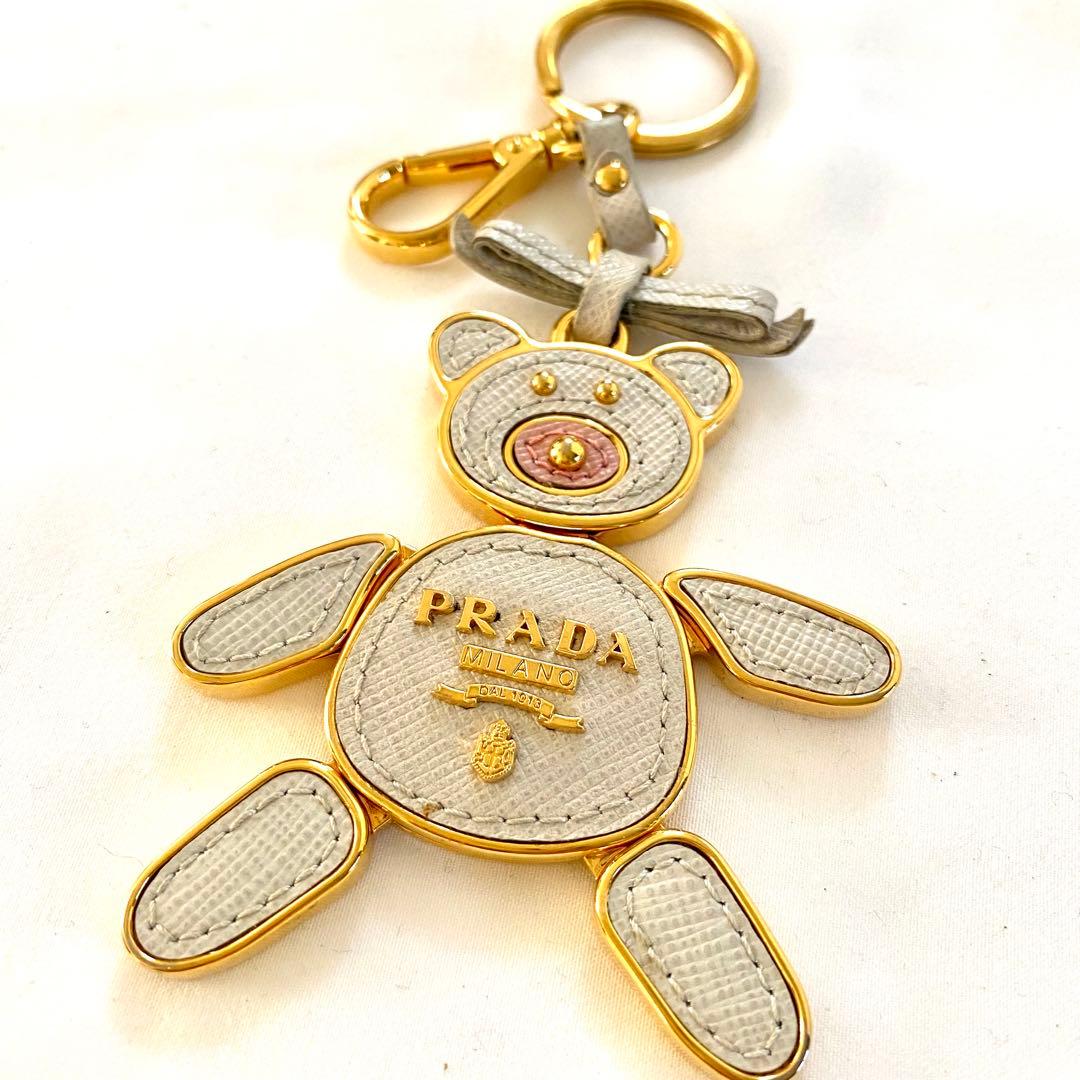 PRADA キーホルダー　チャーム　　クマ