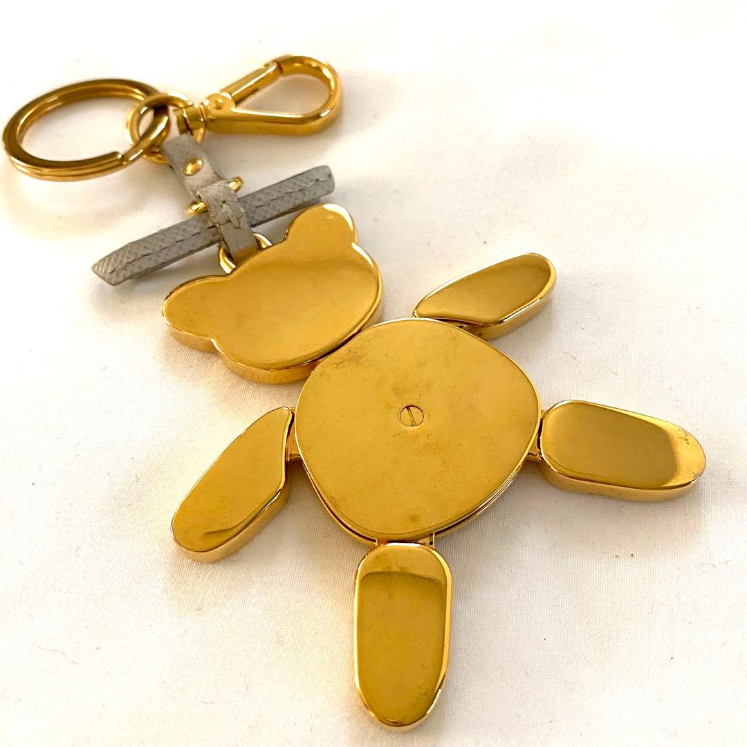 PRADA キーホルダー　チャーム　　クマ