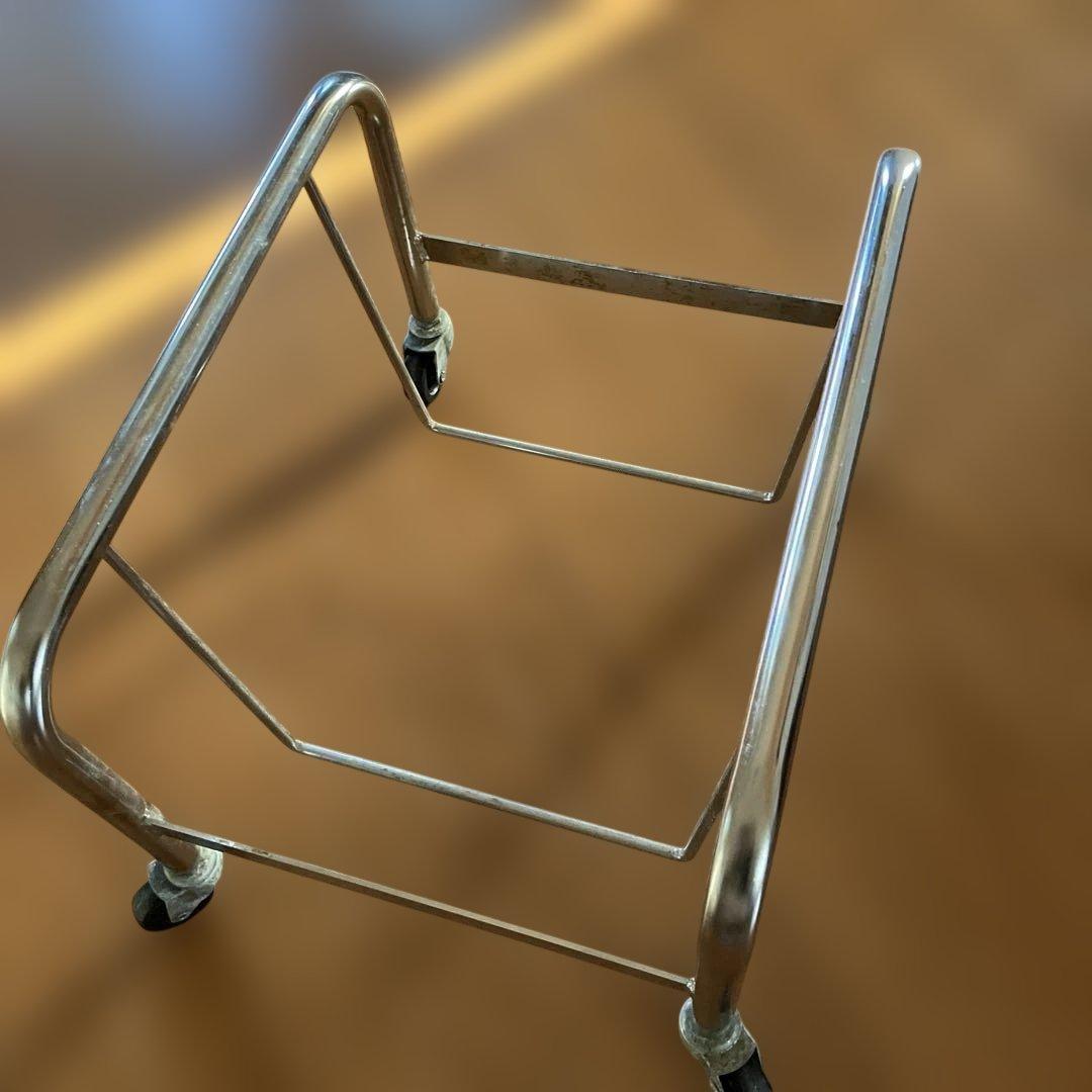 ステンレス製ショッピングカートフレーム