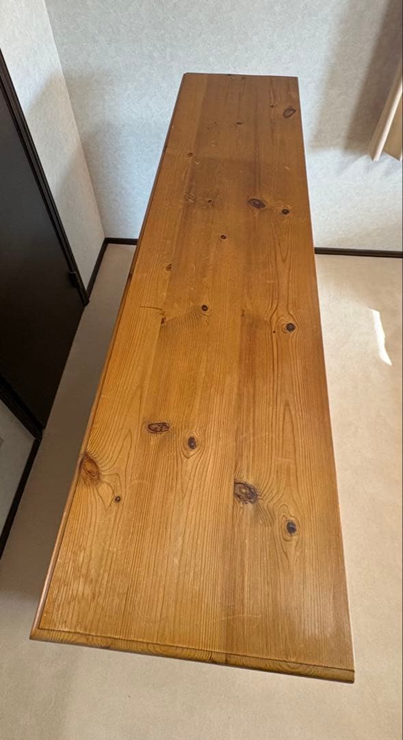 アンティーク風の本棚