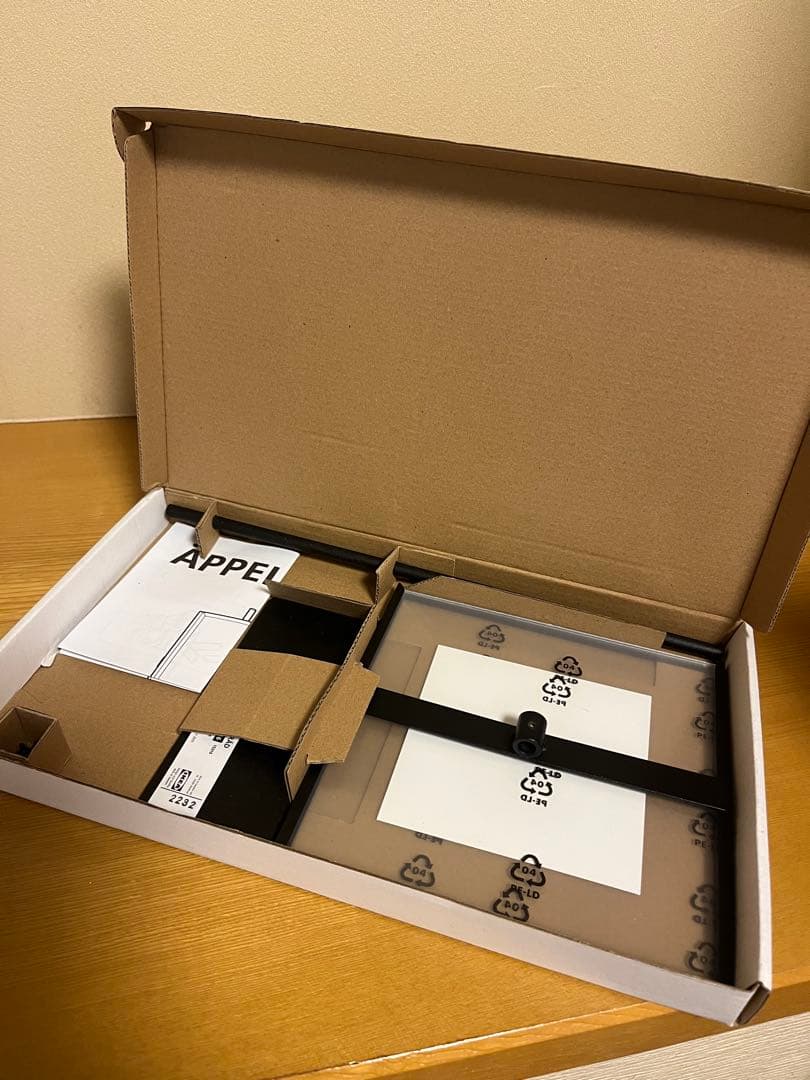 IKEA フォトフレーム スタンド ÄPPELTRÄD 　8セット