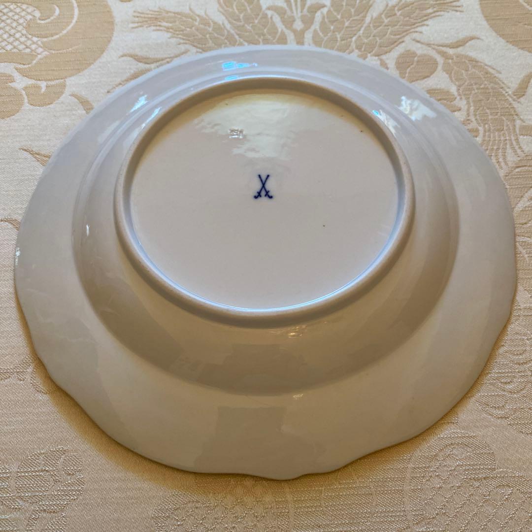 【古マイセン】金彩 花絵皿「ノイマルセイユ／フラワーブーケと昆虫」1枚