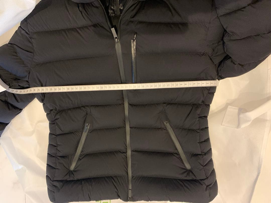 美品　激安　MONCLER モンクレール ハンガー＋ガーメント　ダウンジャケット