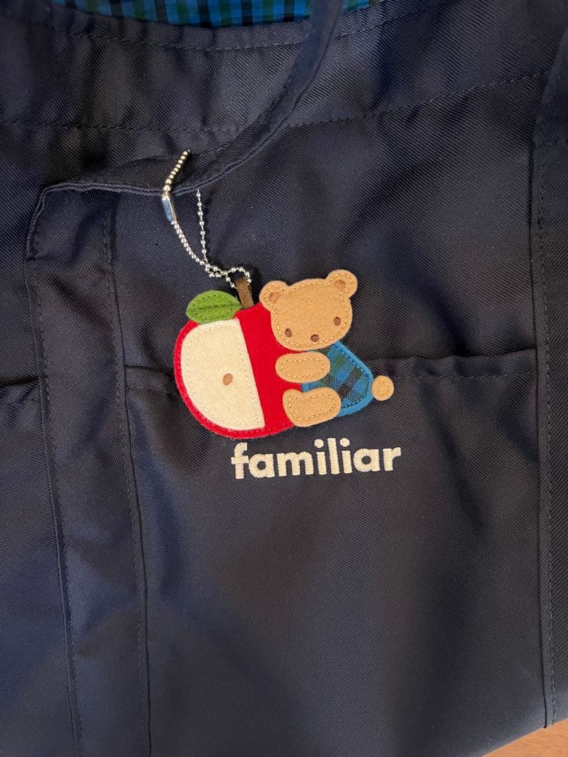 定価22,000円　familiar ファミリア　マザーズバッグ　青系チェック