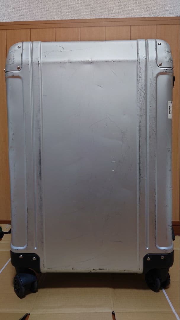 ゼロハリバートン　ZR Series 68L キャリー