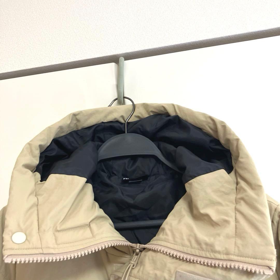 M 極美品　hummel ヒュンメル　メンズパーカー　ダウンジャケット　サッカー