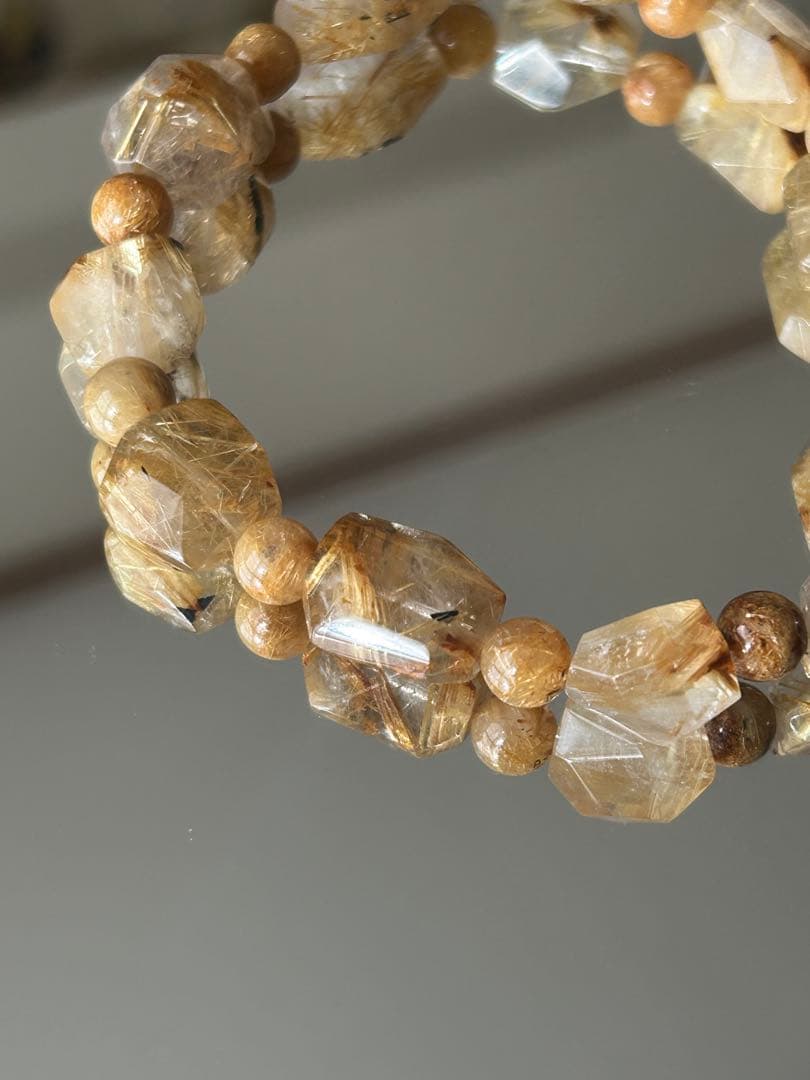 【希少デザイン】ルチルクォーツ 18cm ランダムカット（所々に太針あり）