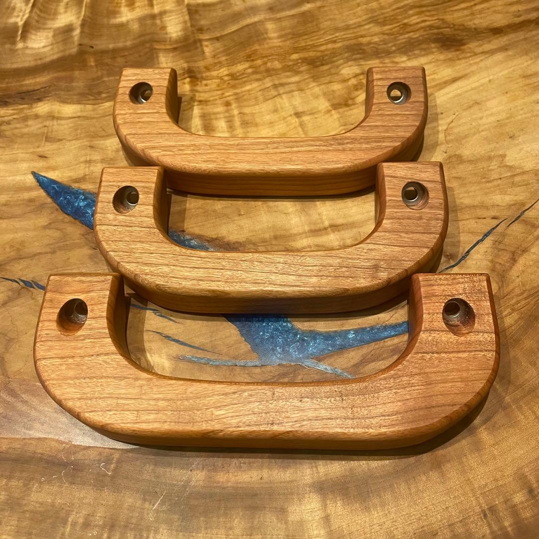 キャラバンE26 ブラックチェリーアシストグリップ３点セット