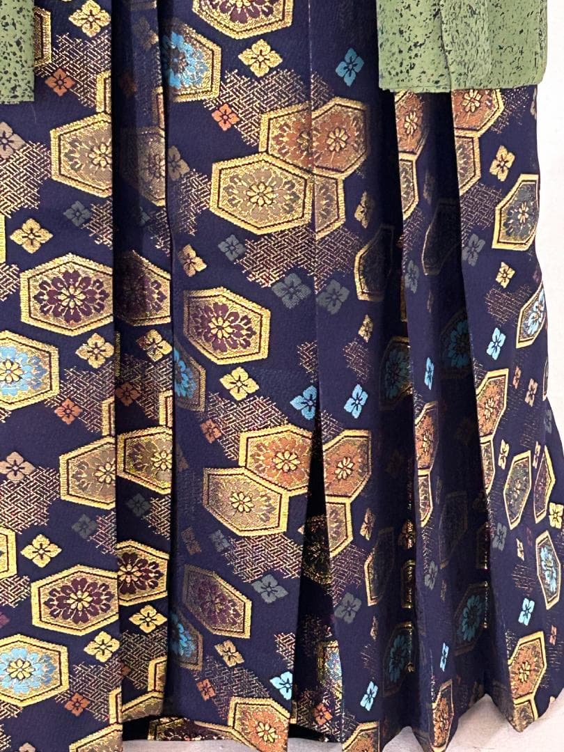 七五三７歳 羽織・羽織紐・着物・長襦袢・袴・帯・懐剣・ 肩上げ済み