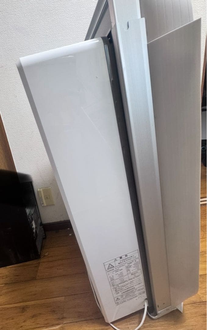 窓用エアコン 冷暖房両用 リモコン付き枠付きKAW1606 2021年手渡し可能