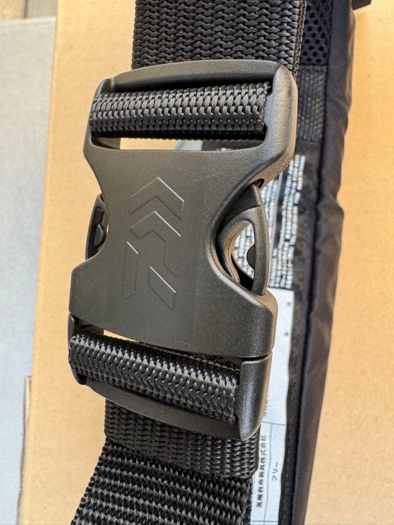 ダイワ　インフレータブルライフジャケット