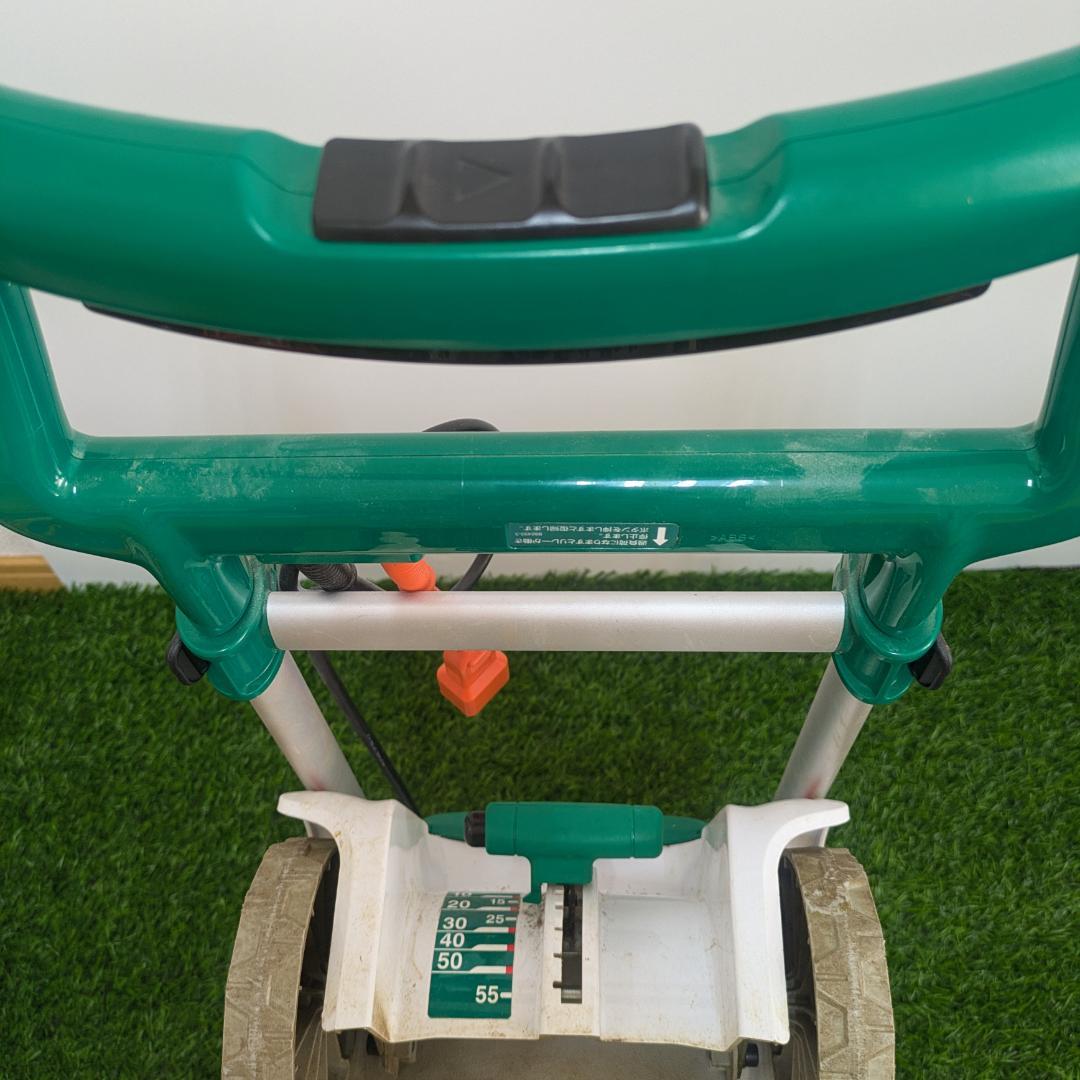 Makita マキタ　芝刈機 MLM2301　集草カゴ　ツナギコード付