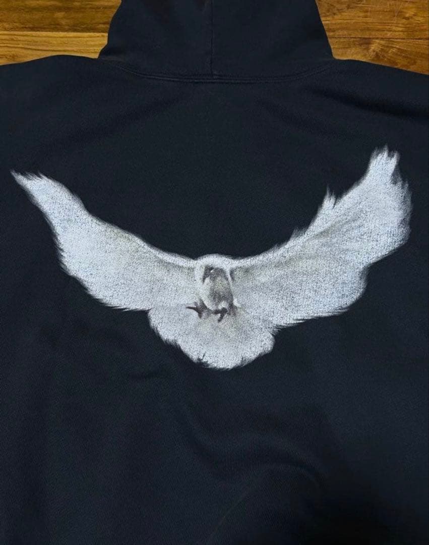 トップス YEEZY UNRELEASED DOVE HOODIE XS