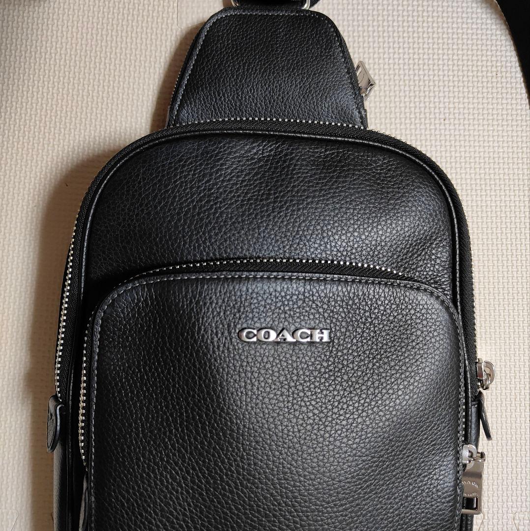 【極美品】COACH コーチ ボディバッグ　イーサンパック　黒　ブラック