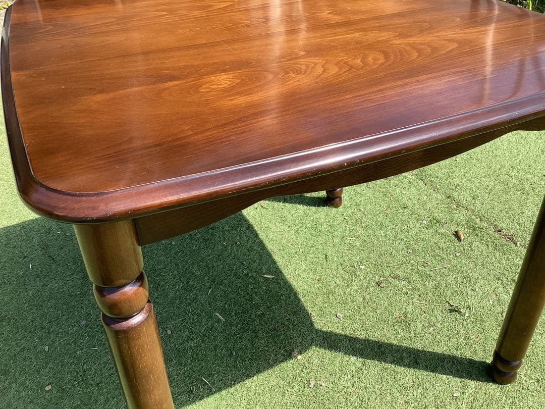 カリモク　ダイニングテーブル　テーブル　コロニアル