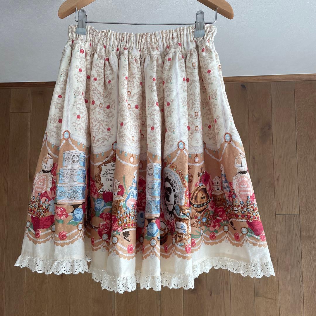 メタモルフォーゼ　morphose スカート