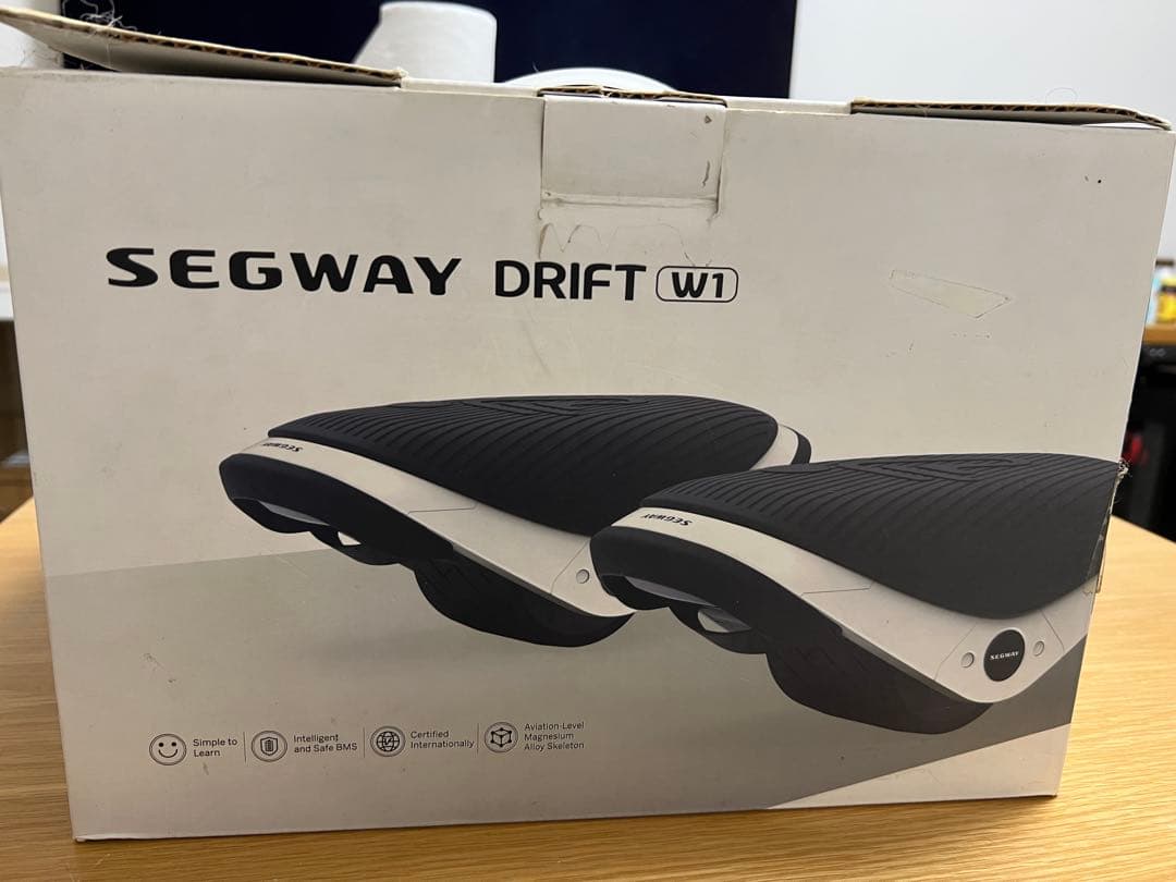 セグウェイ　Drift W1 電動スケートボード