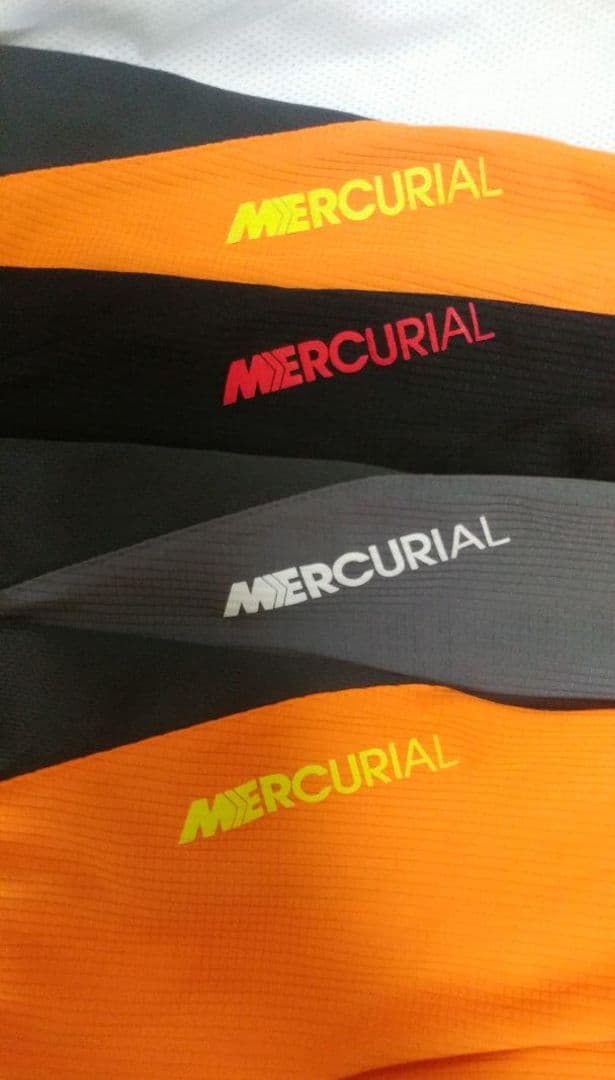 ナイキ　マーキュリアルウェアセット　＋ティエンポピステ