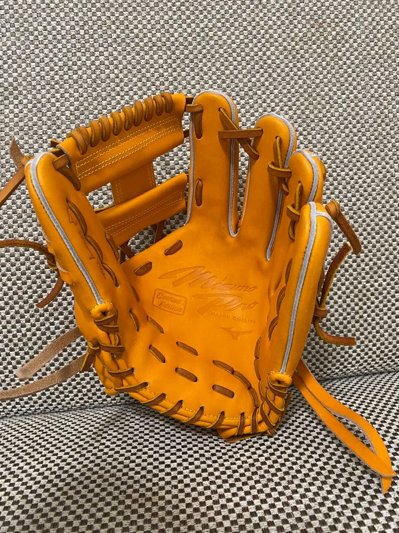 Mizuno Pro 硬式グローブ オレンジ