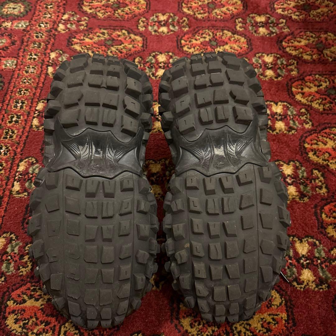 バレンシアガ　BALENCIAGA ディフェンダー　43サイズ