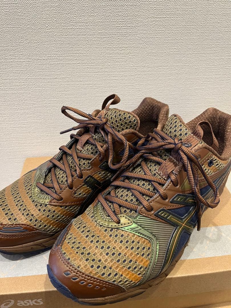 ASICS kikoコラボ　27cm