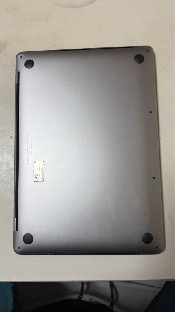 MacBook Pro 2018 13インチ 8GBメモリ