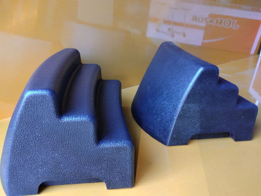 TAKARABELMONT製　スツール　業務用 理美容店用品