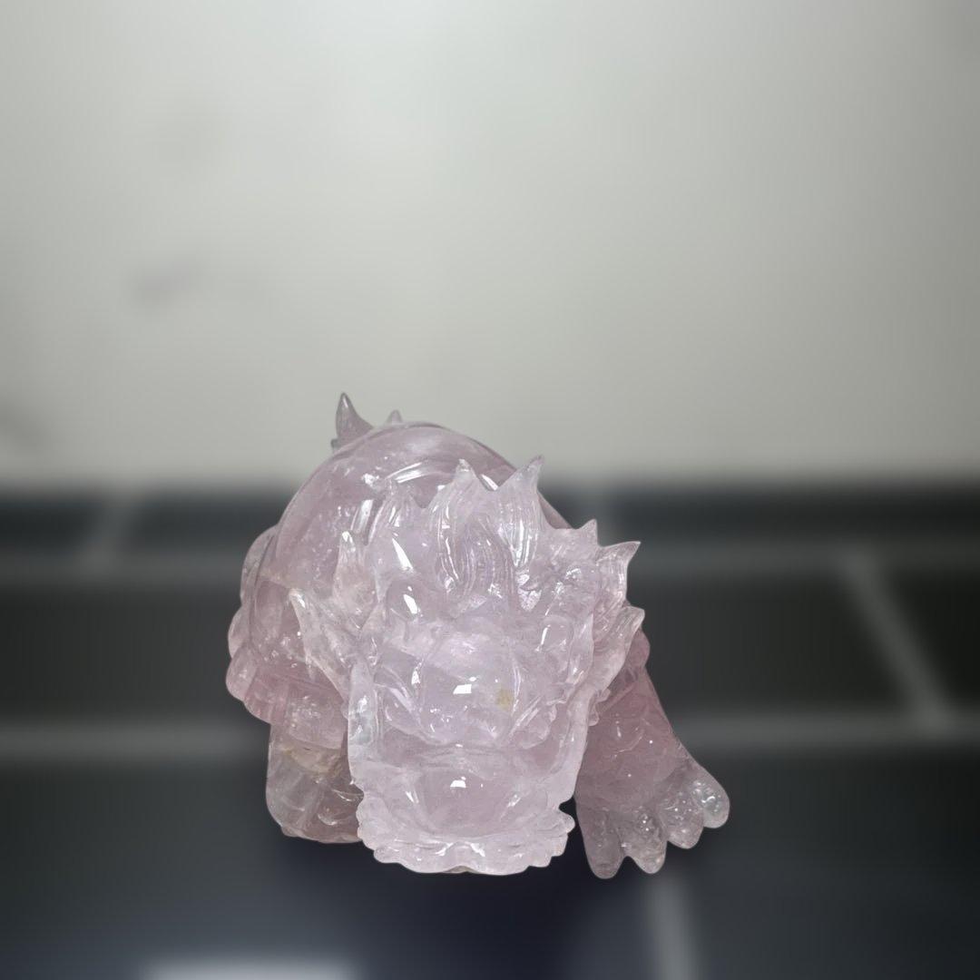 【高品質】ローズクォーツ 龍亀 彫刻 置物 縦6.5cm 横12.5cm 台座付