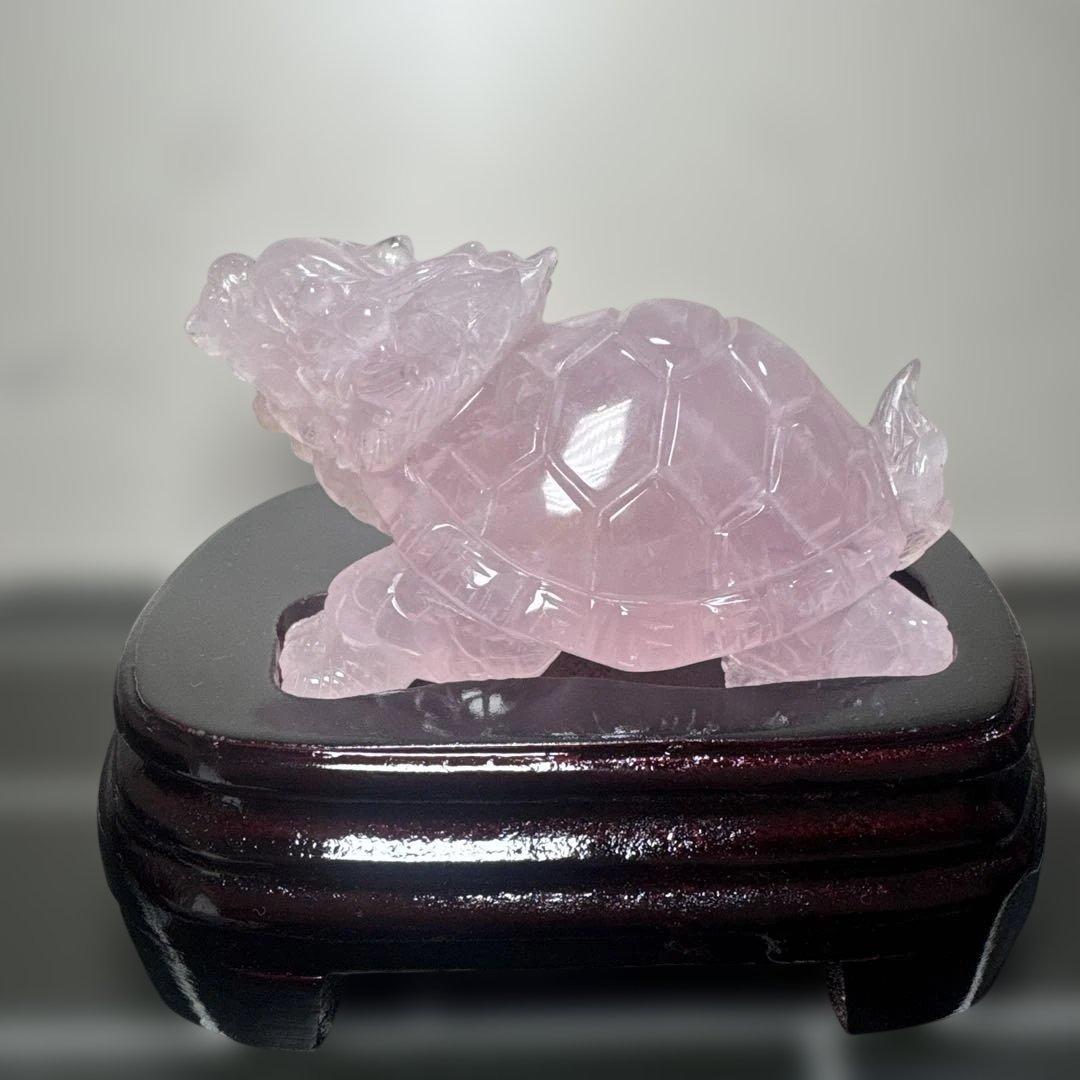 【高品質】ローズクォーツ 龍亀 彫刻 置物 縦6.5cm 横12.5cm 台座付