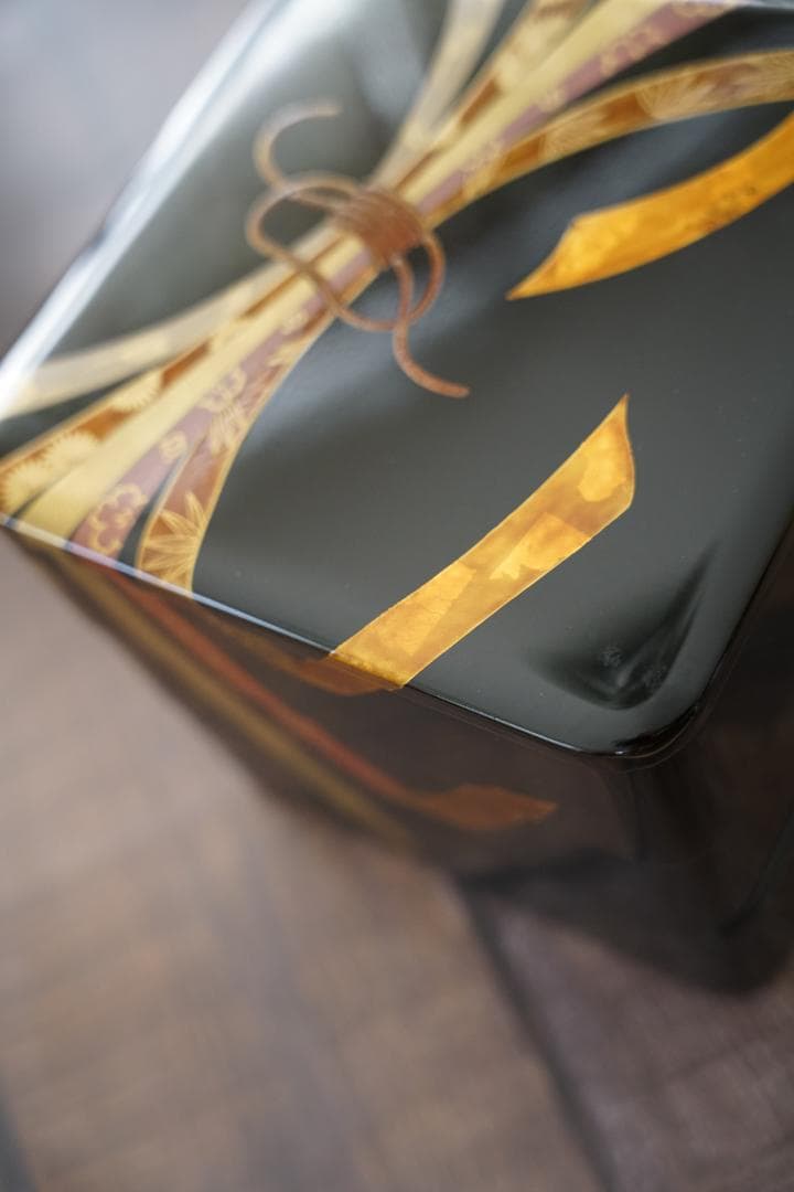 輪島塗　前田松斎作　熨斗蒔絵三段重箱