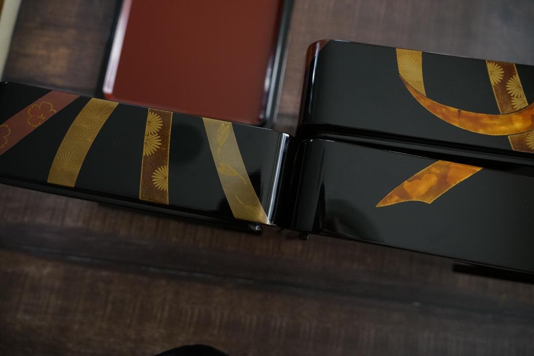 輪島塗　前田松斎作　熨斗蒔絵三段重箱