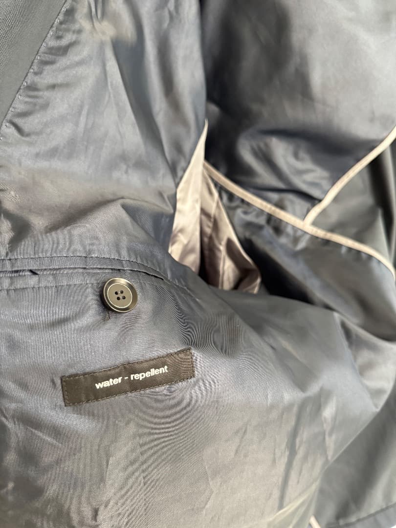 HUGO BOSS 撥水加工 ビジネスコート紺 サイズ56