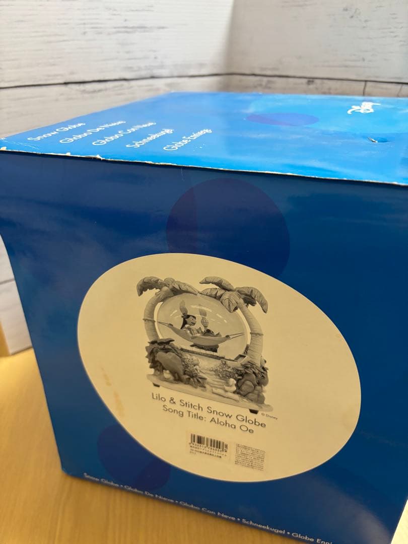 リロアンドスティッチ　スノーグローブ　スノードーム