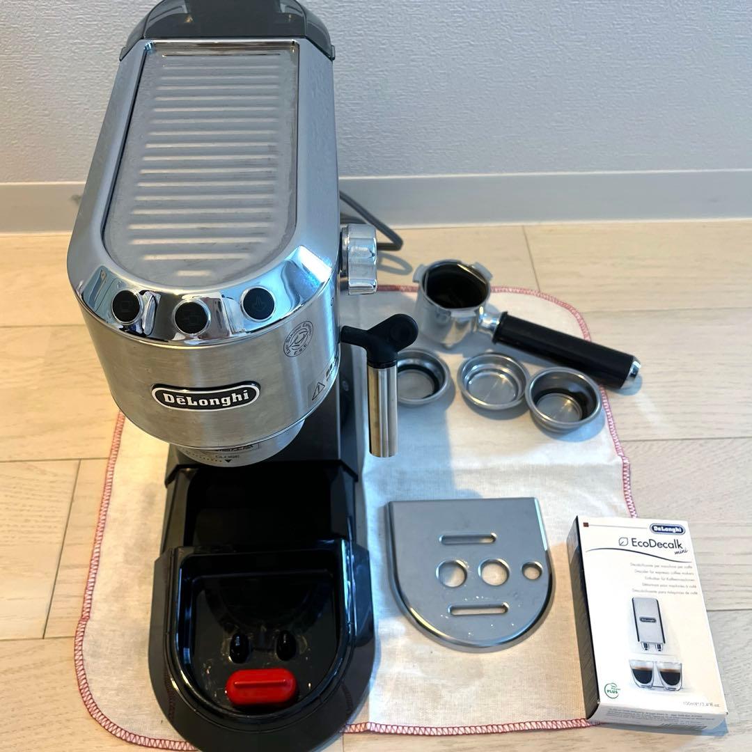 DeLonghi エスプレッソマシン EC680M シルバー