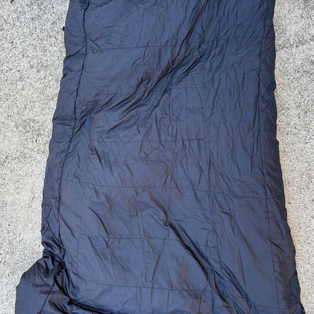 イスカ　シュラフ　ポカラ　寝袋　シュラフ　車中泊