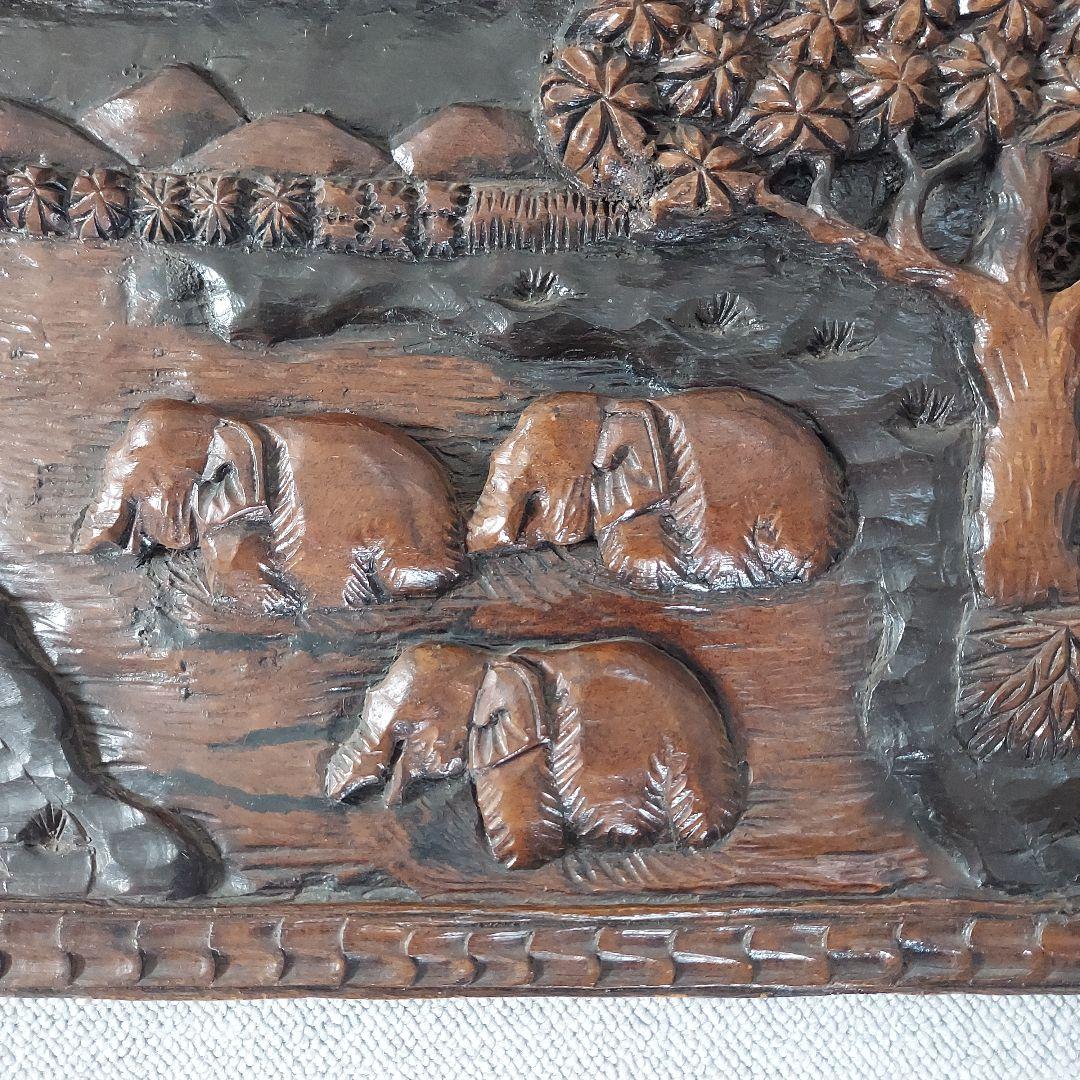 木製アジアンアート 象の彫刻　額