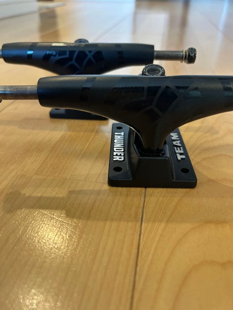 【新品・未使用】Thunder Trucks Sonora Black 145