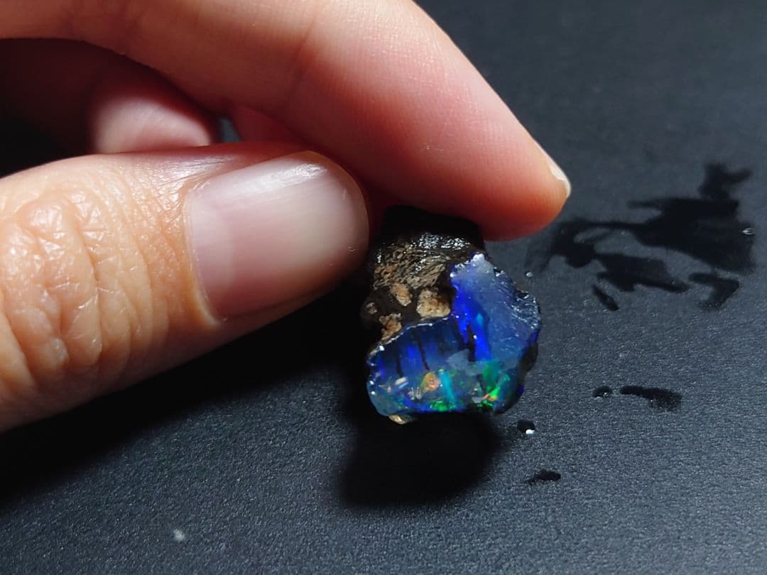 樹状突起　内包　エチオピアオパール　原石　鉱物標本