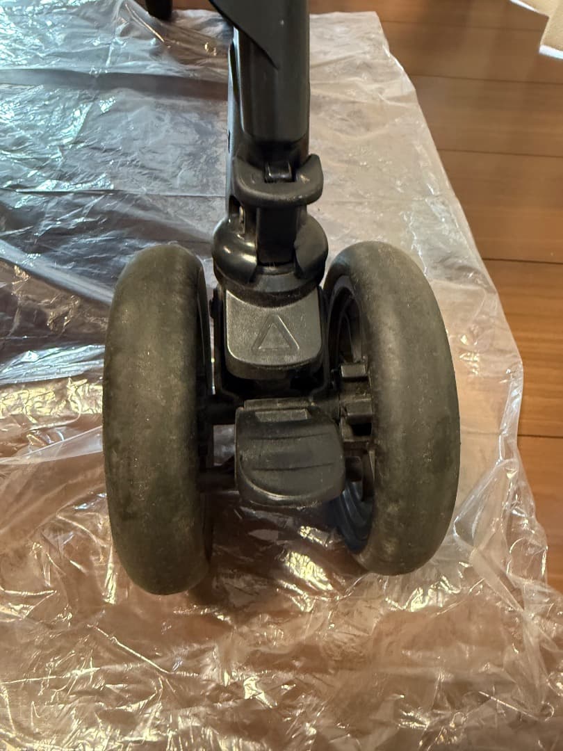 ベビーカー メチャカルハンディオート４キャス　コンビ