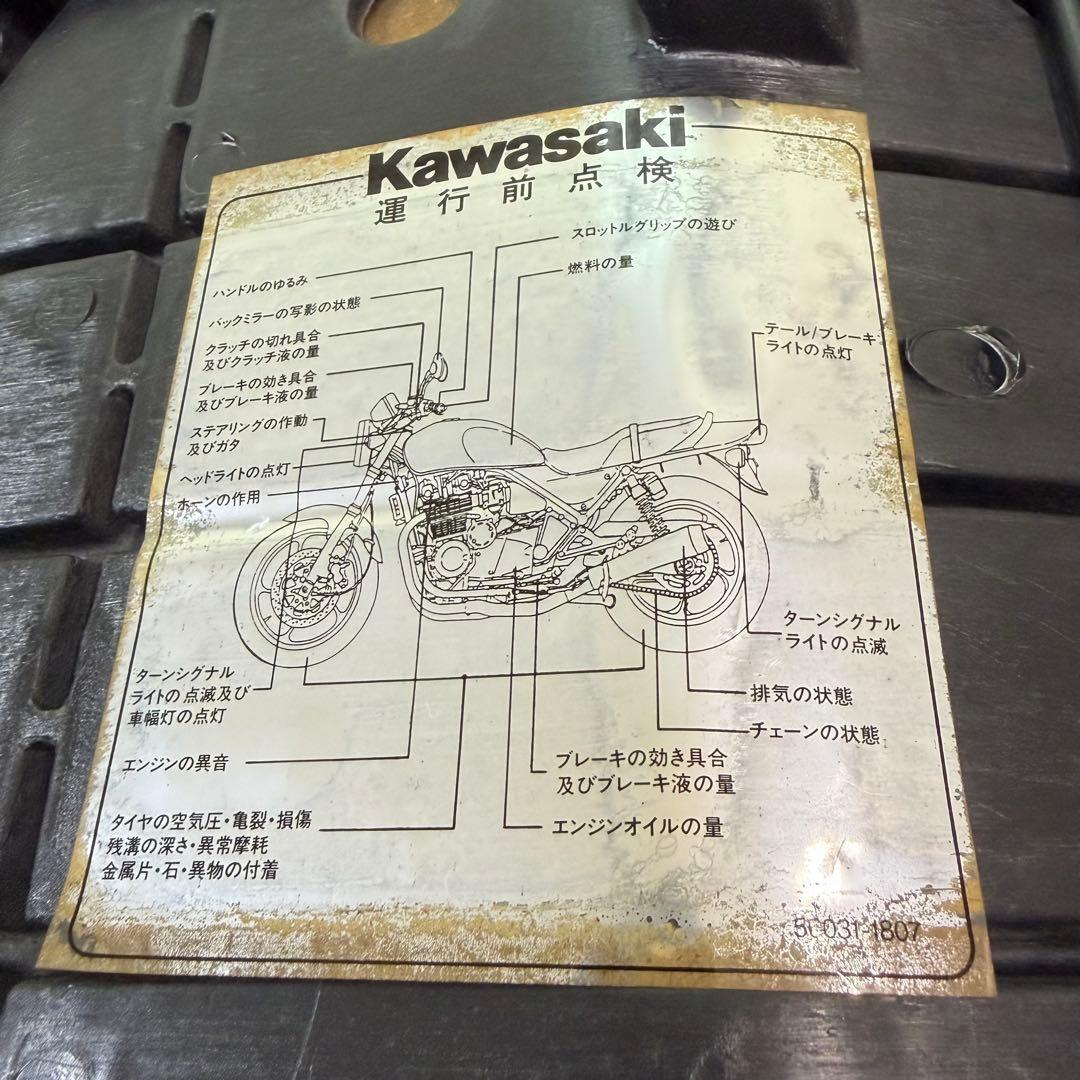 ゼファー1100 ZEPHYA1100 純正シート (アンコ抜き済) 送料無料