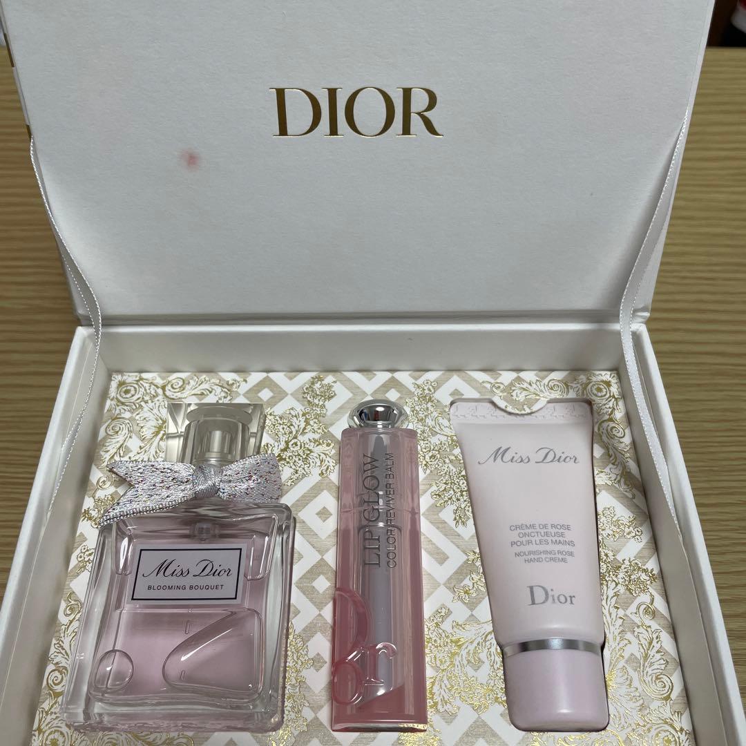 ミスディオールコフレ