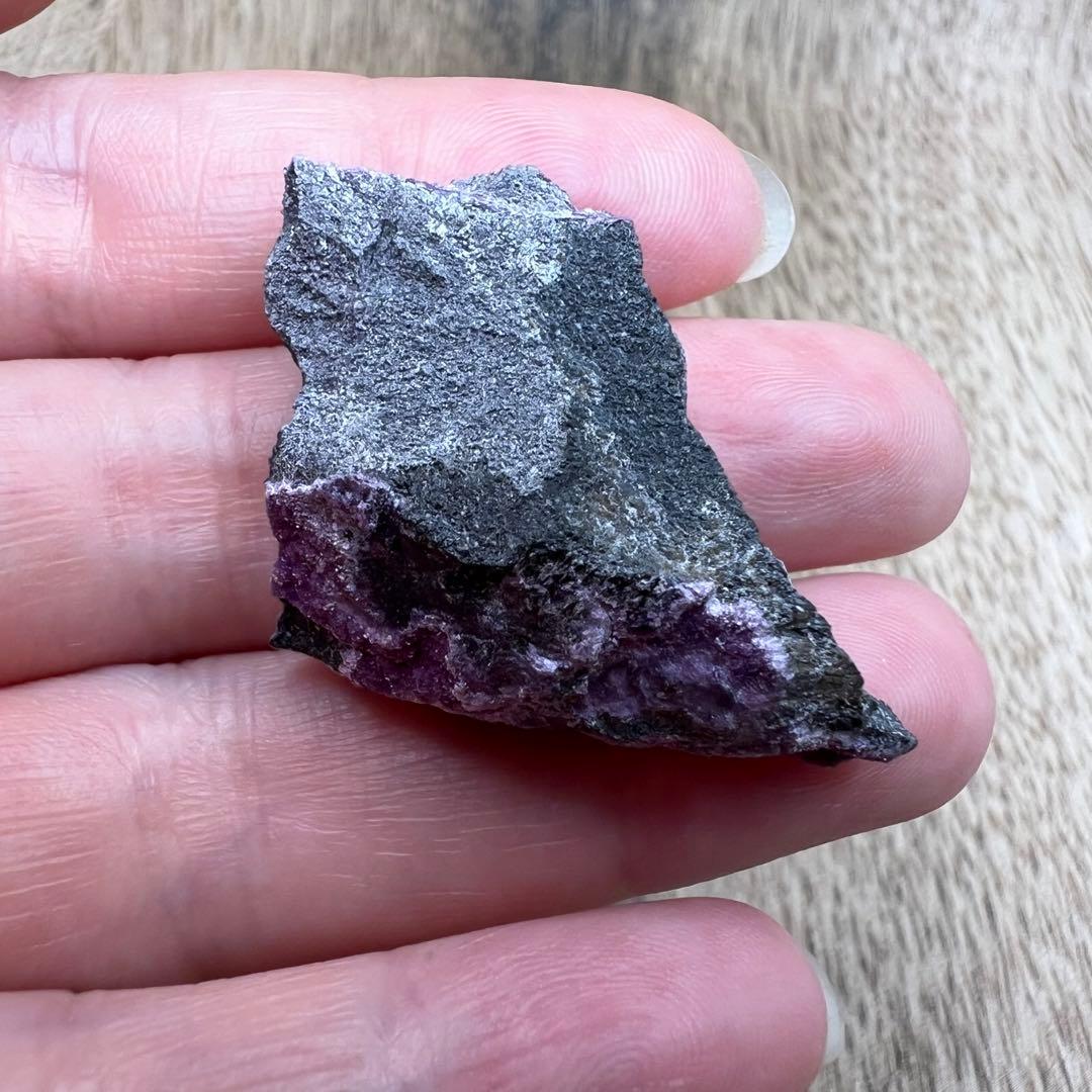 スフェーン アメス石 ④ 共生 鉱物 標本 原石